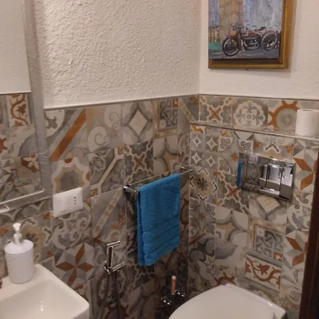Matrimoniale Con Bagno منزل للإقامة